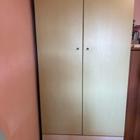 Armadio per bambini 20€ (VENDUTO)