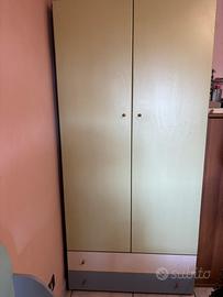 Armadio per bambini 20€ (VENDUTO)