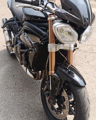 Triumph Speed triple 1050