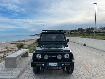 Suzuki Samurai
