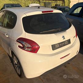 PEUGEOT 208 PER RICAMBI