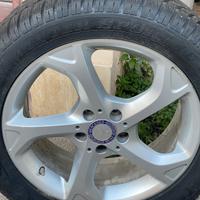 Pneumatici invernali 235/50 R18 Continental