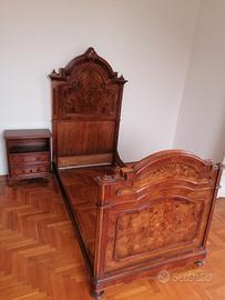 letto singolo primi del 1900 con comodino