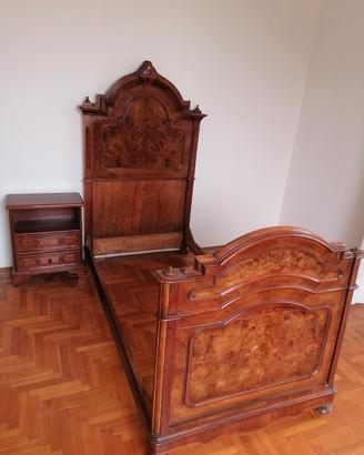 letto singolo primi del 1900 con comodino