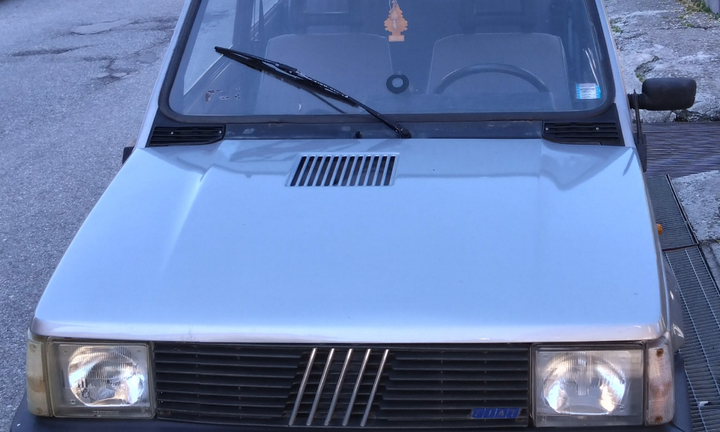 Fiat panda con autoradio bluetooth 5 marce