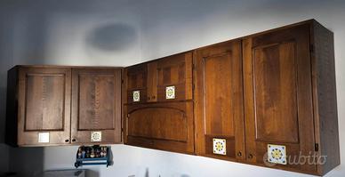 Pensili in massello artigianali inserti ceramica