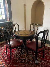 Tavolo stile  Boulle con sedie