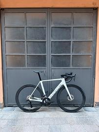Aurum Magma 2025 tg 54 Ultegra Di2 ruote Deda SL