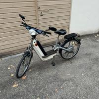Scooter/bici elettrica presa diretta