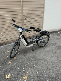 Scooter/bici elettrica presa diretta