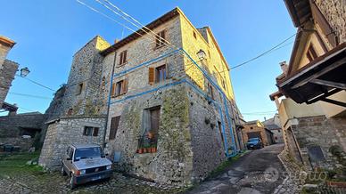 Quadrilocale a Baschi