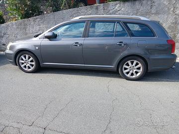TOYOTA Avensis 2ª serie - 2006