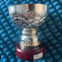 Coppa sportiva per premiazioni in metallo e marmo