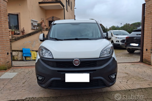 Fiat Doblo' 1.6 mtj 105cv climatizzatore 3 POSTI