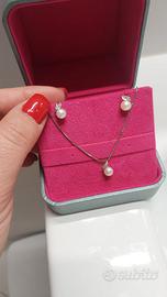 Completo argento e perline