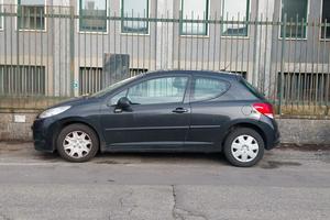 Peugeot 207  Gpl/Benzina