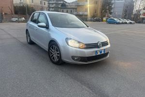 VOLKSWAGEN GOLF 6