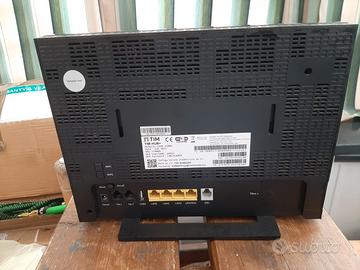 Modem Tim Hub + Fibra/Evdsl/Vdsl2/Adsl2+/Adsl