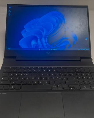 laptop invictus