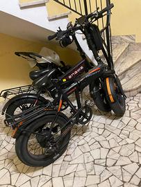 Coppia di Fat Bike Elettriche Pieghevoli.