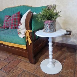 tavolinetto bianco shabby chic nuovo
