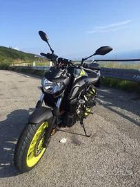 YAMAHA MT 07  2018