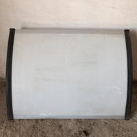 Tettoia per porta d’ingresso