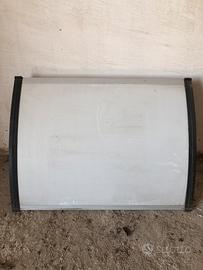 Tettoia per porta d’ingresso