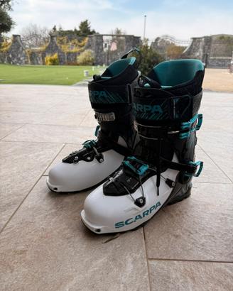 Scarpa maestrale rs misura 30