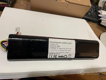 batteria per neato d10 e neato d8 e filtro  nuovo