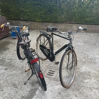 coppia biciclette vintage 