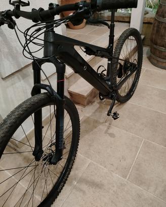 mtb È-bike bicicletta  carbonio