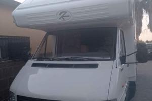 Camper mansardato