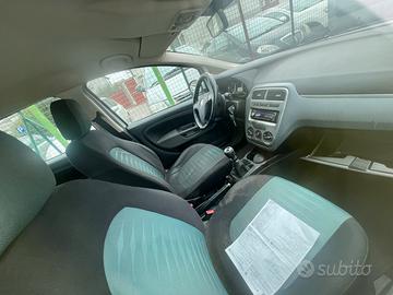 Fiat grande punto 1.4 gpl active