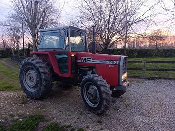 trattore Massey Ferguson 