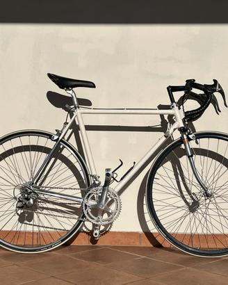 Bici da corsa in acciaio, Campagnolo / Shimano
