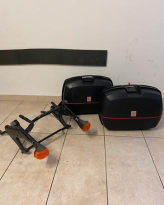 Bauletti Givi con portavaligie Yamaha Fazer FZS600