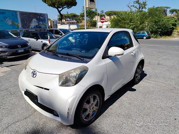 Toyota iQ 1.0 Sol