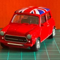 Modellino mini Cooper con bandiera Inghilterra