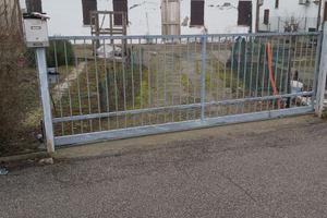 Casa da ristrutturare con terreno