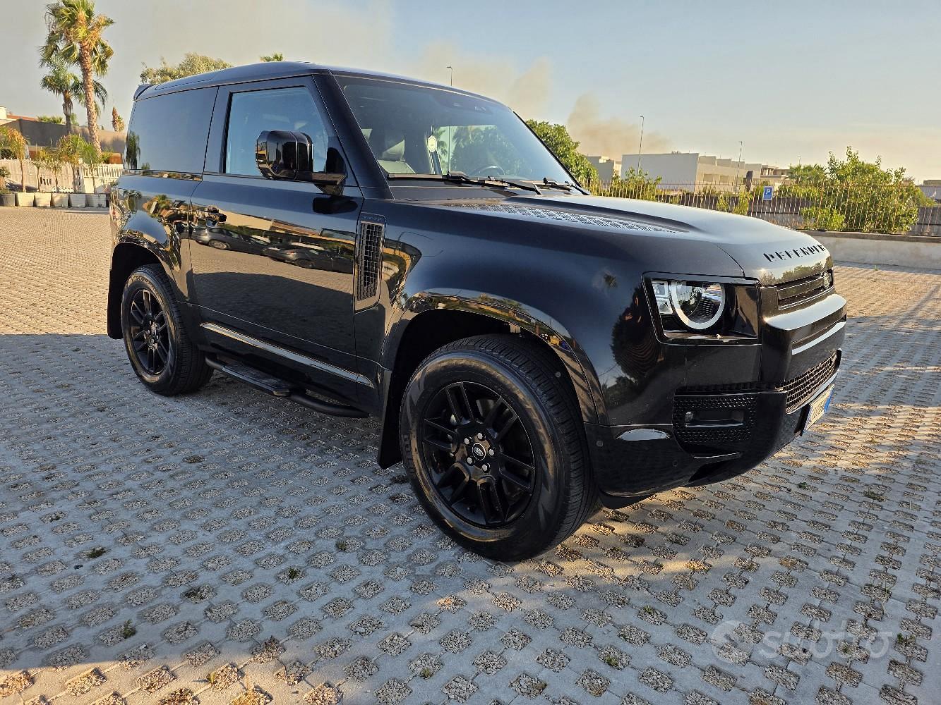 Land Rover Defender 2022 photo 4