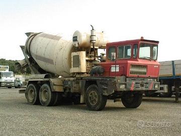 Operaio palista magazziniere edile