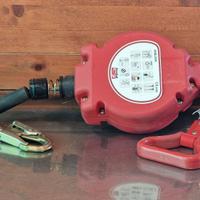 Akrobat AKBLOCK10 - Dispositivo anticaduta retratt