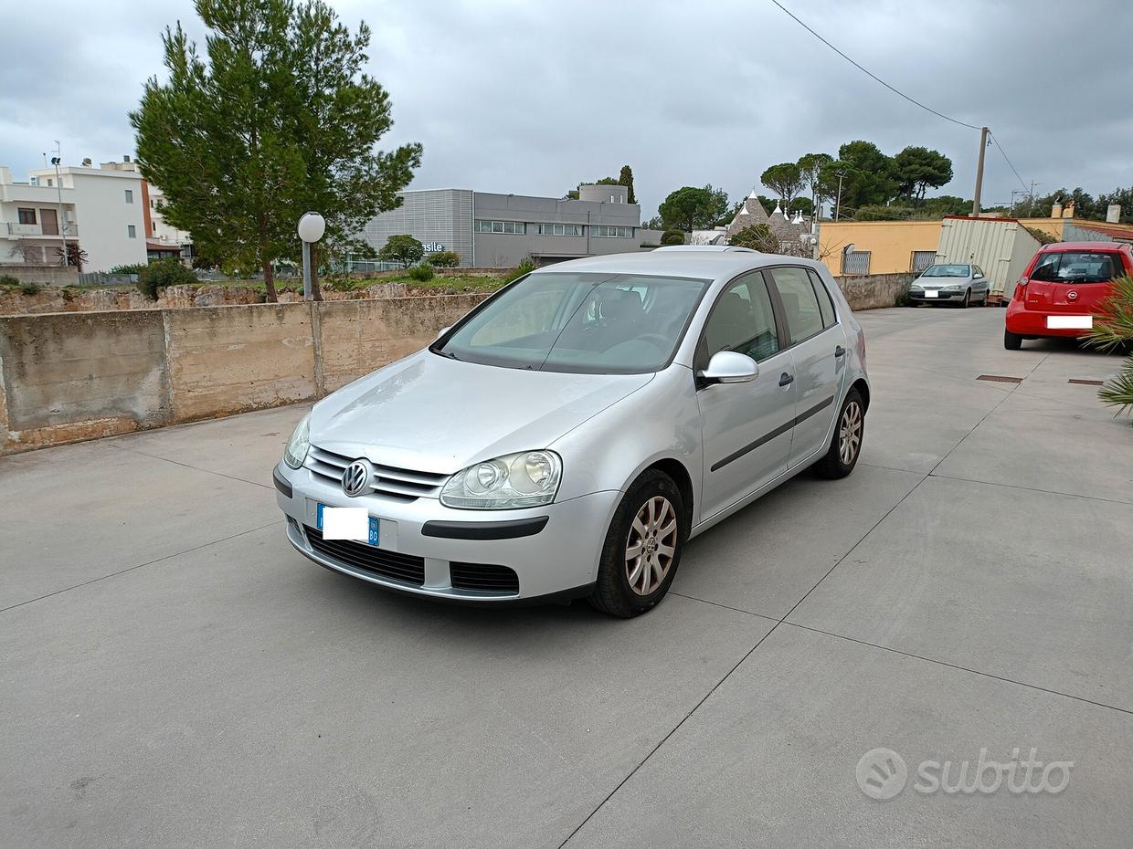 VOLKSWAGEN Golf 5ª serie