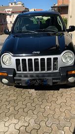 Jeep Cherokee 2.5 CRD 4x4 - Anno 2004