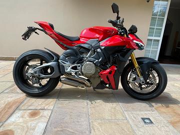 DUCATI STREETFIGHTER V4s 2025