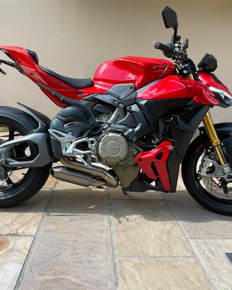 DUCATI STREETFIGHTER V4s 2025