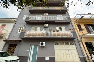 Appartamento a Partinico, Via De Santis