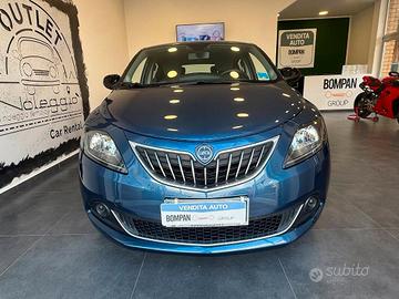 Lancia Ypsilon III 1.0 firefly hybrid Silver Plus 