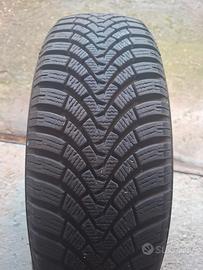 Pneumatici invernali 165/60 R15 Falken